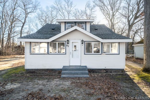 Exterior, Facade, Cape Cod