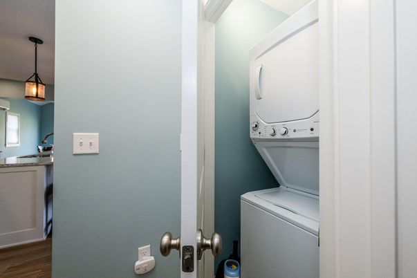 Interior, Pendant Lights, Utility Closets, Washer, Wood Texture Flooring