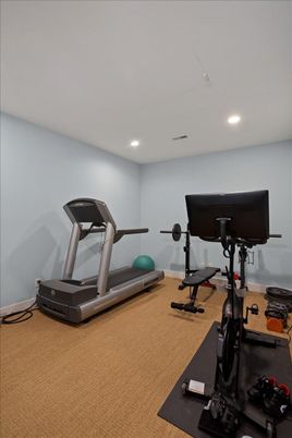 Fitness Equipment, Interior, Recessed Lighting