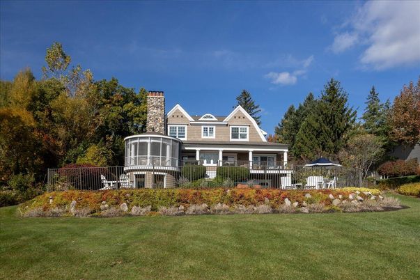 Backyard, Exterior, Facade, Queen Anne Victorian
