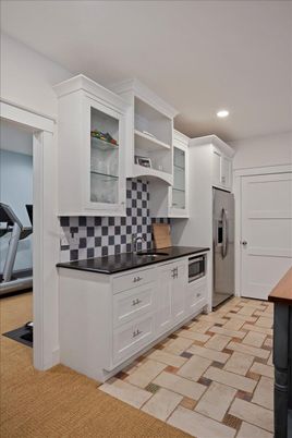 Interior, Kitchen, Recessed Lighting, Washer