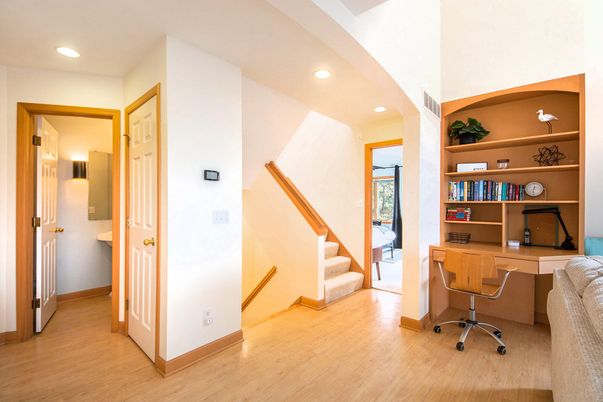 Home Office, Interior, Recessed Lighting, Wood Texture Flooring