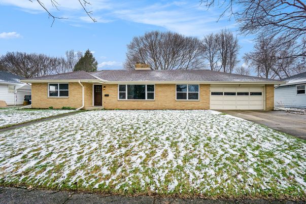 Attached, Exterior, Facade, Brick Facade, Ranch