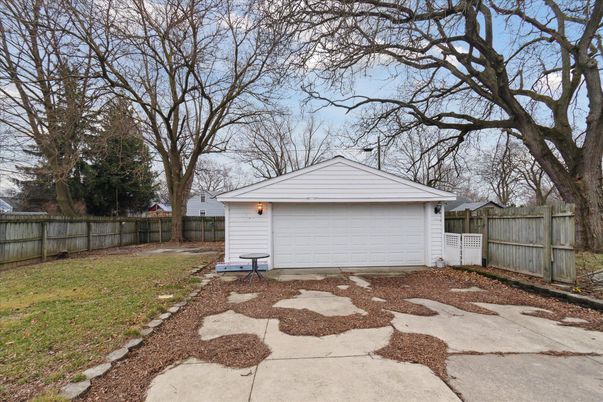 Backyard, Detached Garage, Exterior