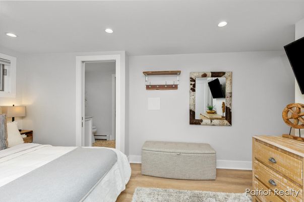 Bathroom, Bedroom, Interior, Recessed Lighting, Wood Texture Flooring