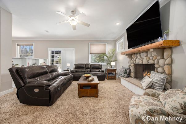 Fireplace, Interior, Living room, Recessed Lighting