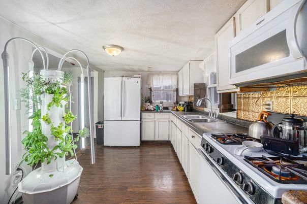 Interior, Kitchen, Wood Texture Flooring