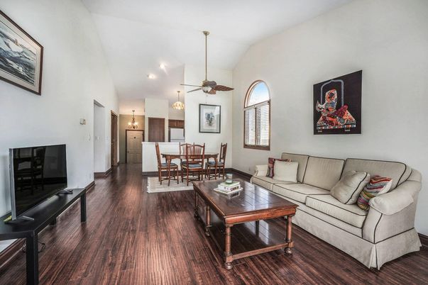 Dining room, Interior, Living room, Recessed Lighting, Wood Texture Flooring