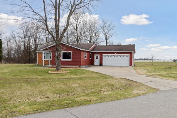 Attached, Backyard, Exterior, Facade, Cape Cod