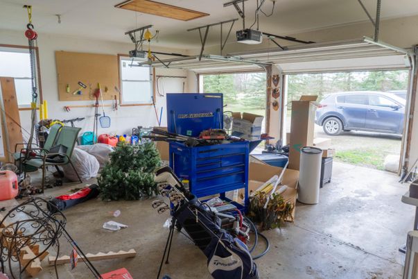 Garage, Interior