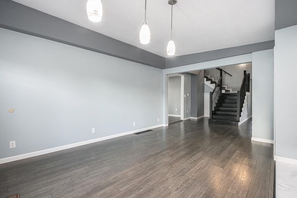 Empty room, Interior, Pendant Lights, Wood Texture Flooring
