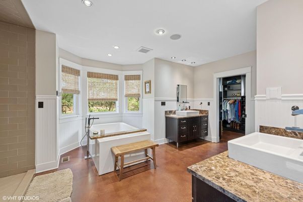 Bathroom, Interior, Recessed Lighting, Wood Texture Flooring