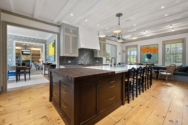 Chandelier, Dining room, Interior, Kitchen, Living room, Pendant Lights, Recessed Lighting, Stainless Steel Appliances, Wood Texture Flooring