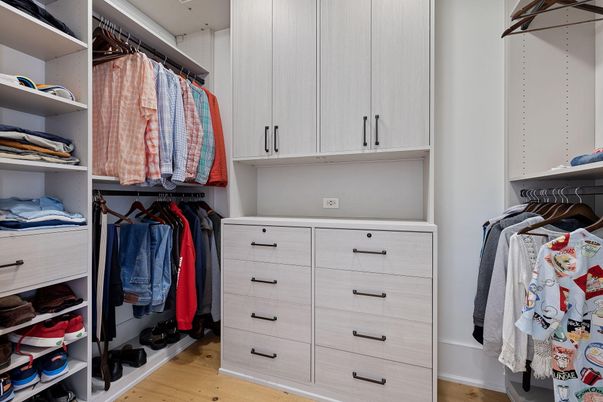 Interior, Walk-in Closets, Wood Texture Flooring