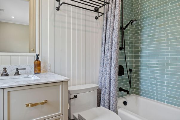 Bathroom, Interior, Recessed Lighting