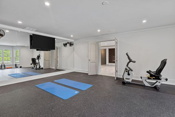 Fitness Equipment, Interior, Recessed Lighting