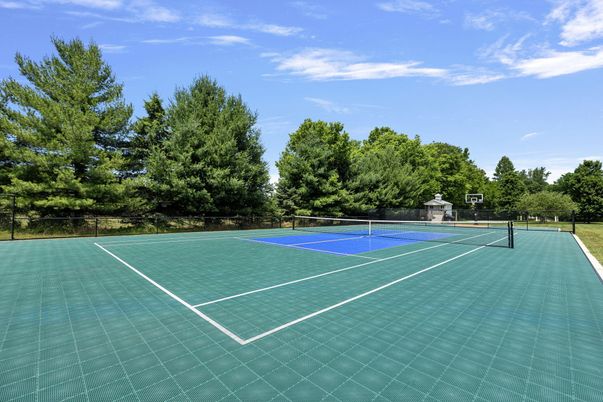 Exterior, Tennis Courts