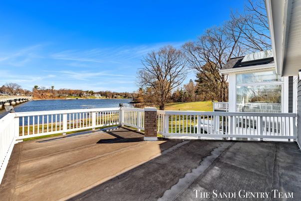 Exterior, Lake, Water