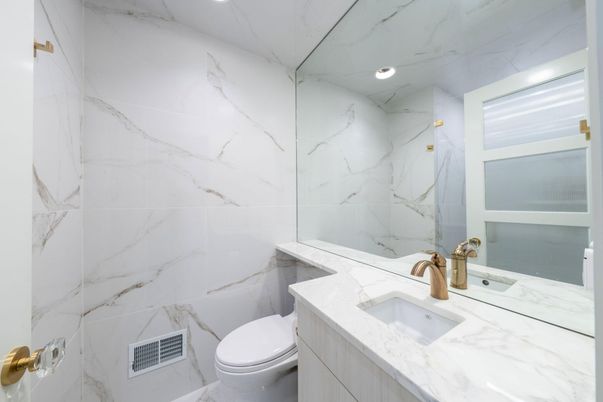 Bathroom, Interior, Marble Walls, Recessed Lighting