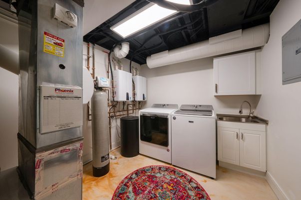 Interior, Washer