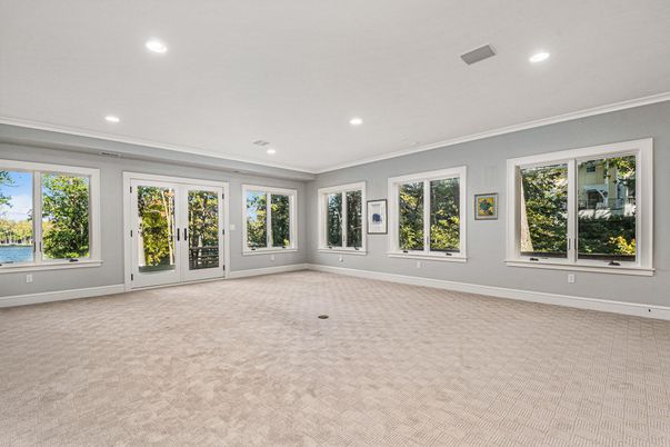 Empty room, Interior, Recessed Lighting