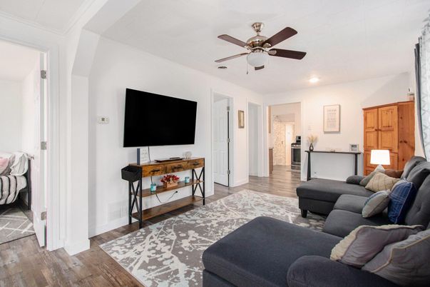 Interior, Living room, Recessed Lighting, Wood Texture Flooring