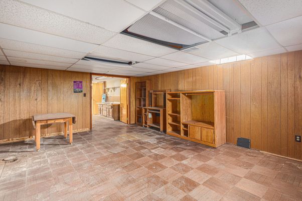 Interior, Wooden Walls