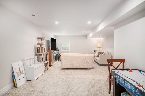 Game Room, Interior, Living room, Recessed Lighting