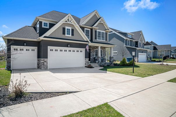 Attached, Exterior, Facade, Farmhouse