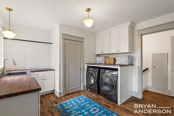 Interior, Pendant Lights, Washer, Wood Texture Flooring