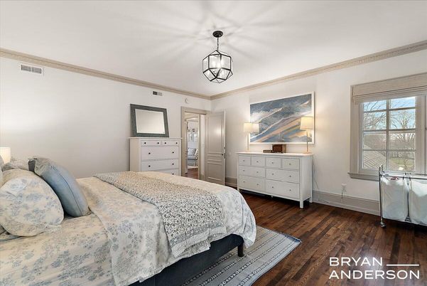 Bedroom, Interior, Pendant Lights, Wood Texture Flooring