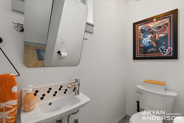 Bathroom, Interior