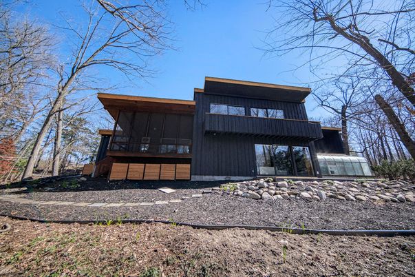 Backyard, Exterior, Facade, Modern