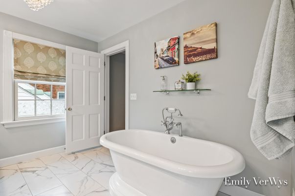 Bathroom, Free Standing Baths, Interior, Marble