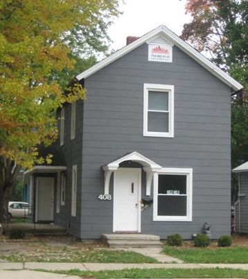 Exterior, Facade, None