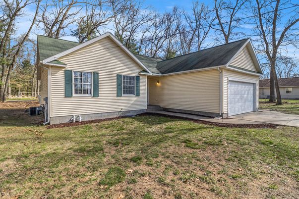 Backyard, Detached Garage, Exterior