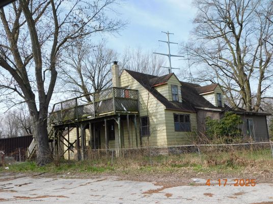 Backyard, Exterior, Facade, French Provincial