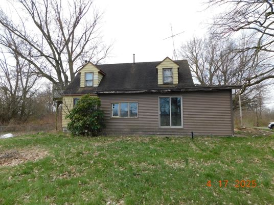 Backyard, Exterior, Facade, Cape Cod