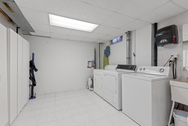 Interior, Recessed Lighting, Washer