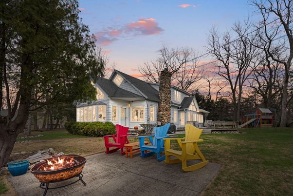 Backyard, Exterior, Playground