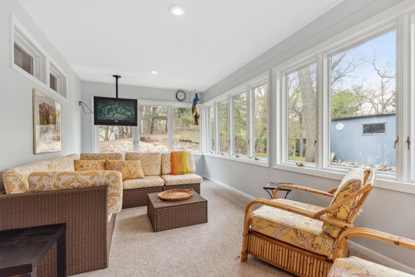 Interior, Living room, Recessed Lighting, Sun Room