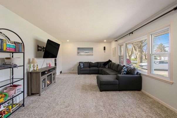 Interior, Living room, Recessed Lighting