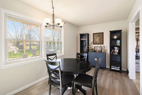 Chandelier, Dining room, Interior, Pendant Lights, Wood Texture Flooring