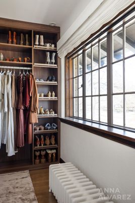Interior, Walk-in Closets, Wood Texture Flooring