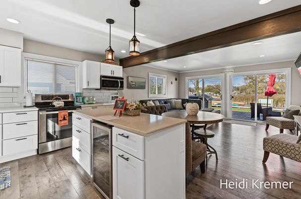 Interior, Kitchen, Living room, Pendant Lights, Recessed Lighting, Stainless Steel Appliances, Wood Texture Flooring