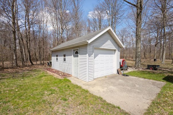 Backyard, Detached Garage, Exterior