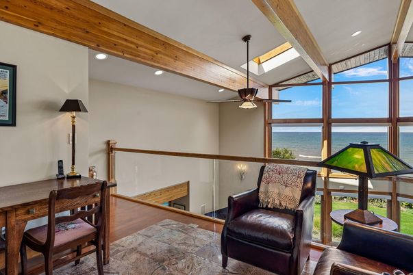 Interior, Recessed Lighting, Water, Wooden Beams, Wood Texture Flooring