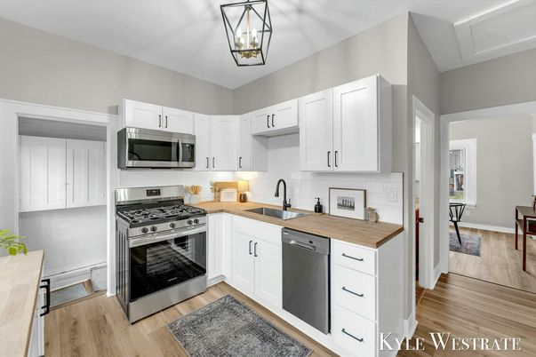 Interior, Kitchen, Stainless Steel Appliances, Wood Texture Flooring