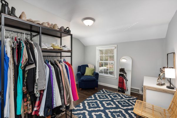 Interior, Walk-in Closets, Wood Texture Flooring