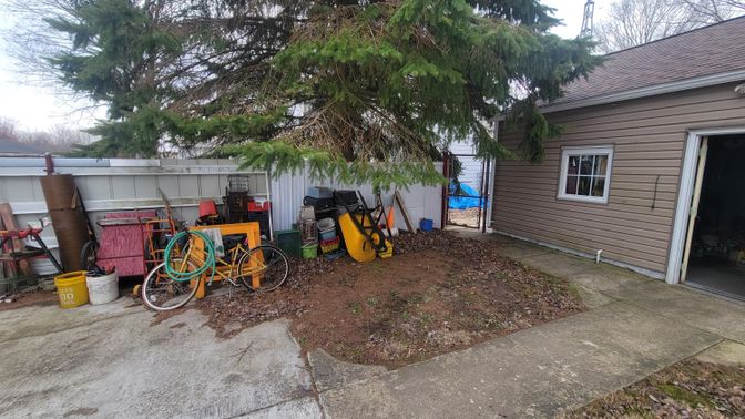 Backyard, Exterior